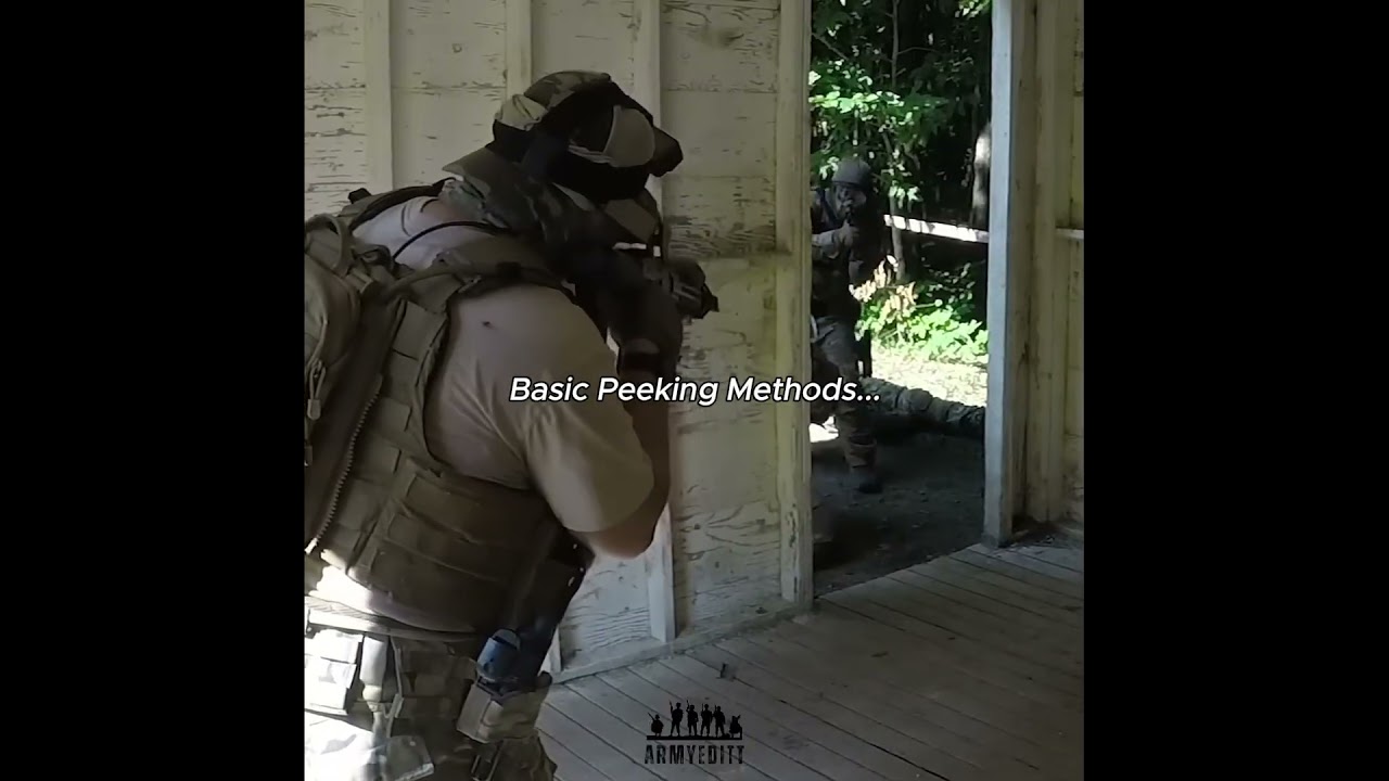 Military Peeking in training vs real life